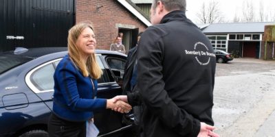 Minister bij Boerderij De Boerinn