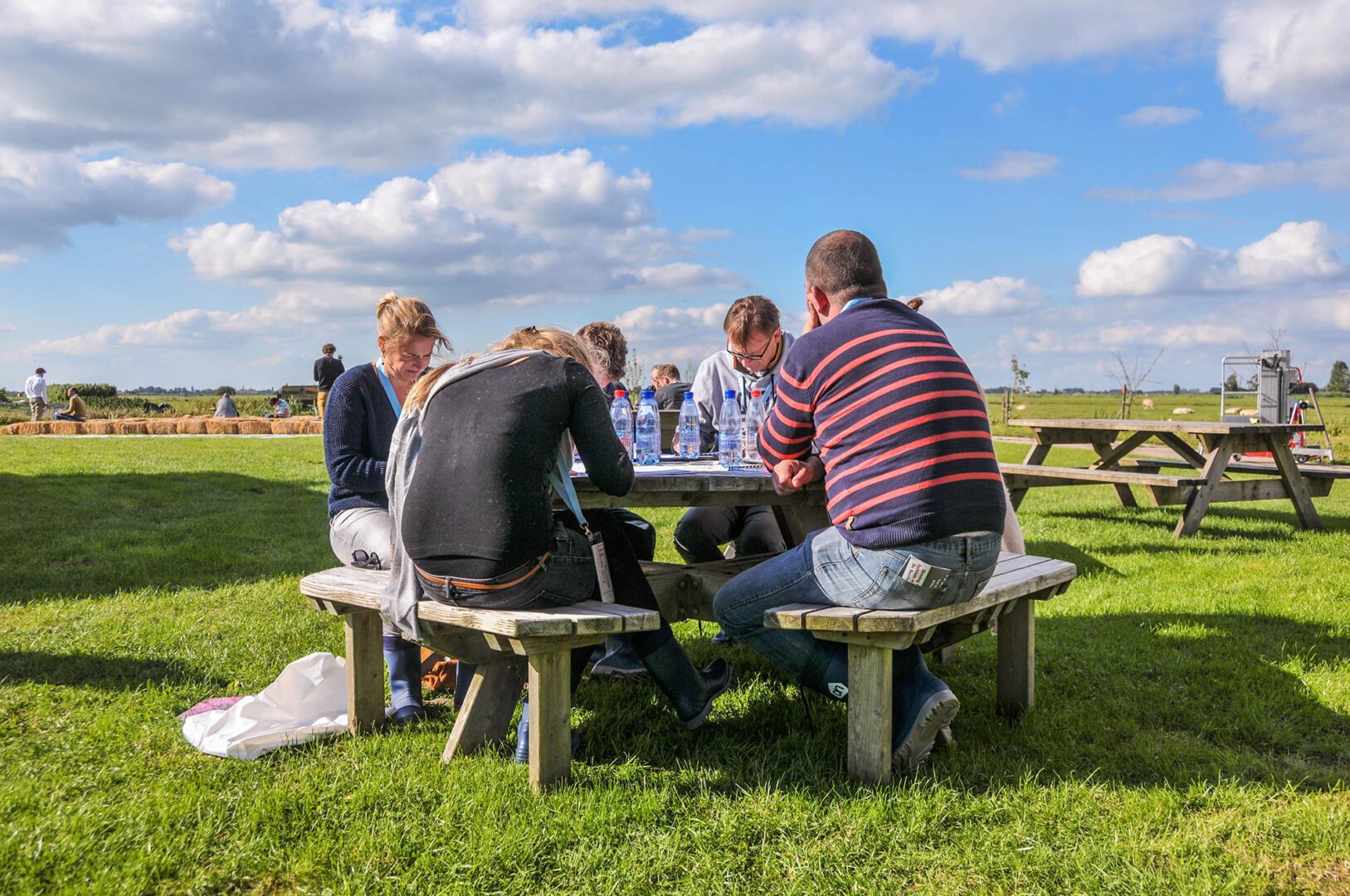 5 redenen waarom je buiten de deur zou moeten vergaderen | Boerderij De Boerinn