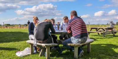 5 redenen waarom je buiten de deur zou moeten vergaderen | Boerderij De Boerinn